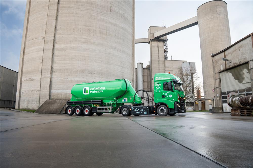 Heidelberg Materials AG merupakan pemilik saham mayoritas dari PT Indocement Tunggal PRakarsa Tbk.